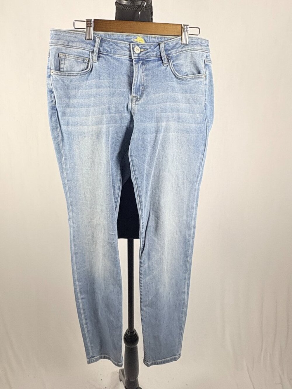 Tommy Bahama | Skinnies Slim Fit Jeans | Women’s 31x31 | Light Wash Stretch